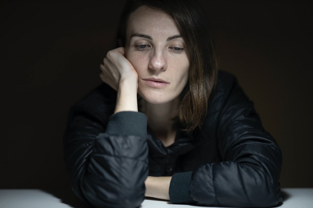Ковид вызывает активность мозга, аналогичную болезни Паркинсона, - это объясняет часть симптомов